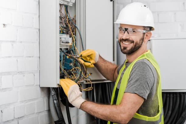 Best Affordable Emergency Electrician  in Green Tree, PA